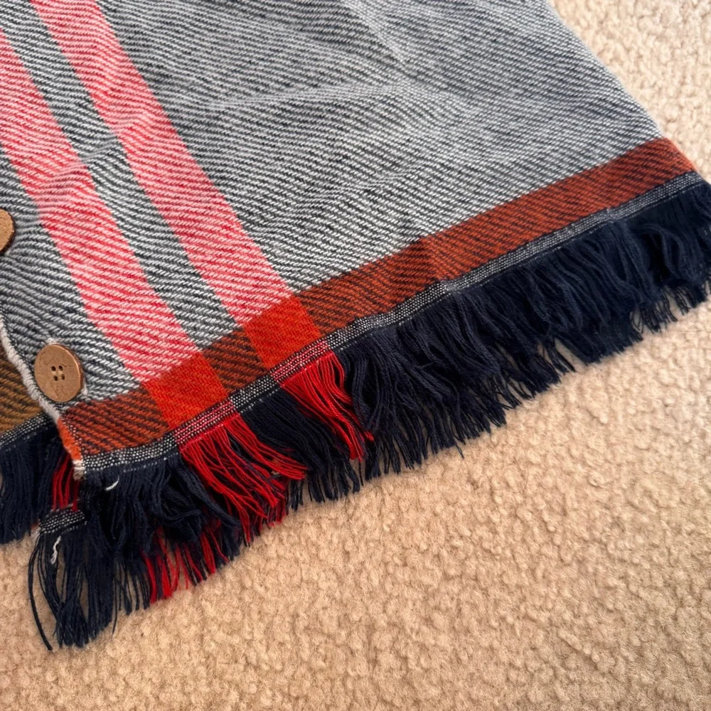 Rustic Plaid Fringe Scarf Shall Wood Buttons Yellowstone Ranch Pancho One‎ Size